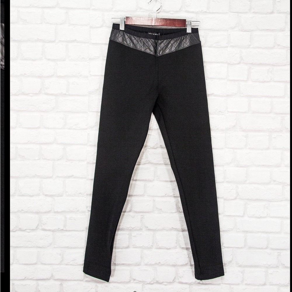 Chanel leggings